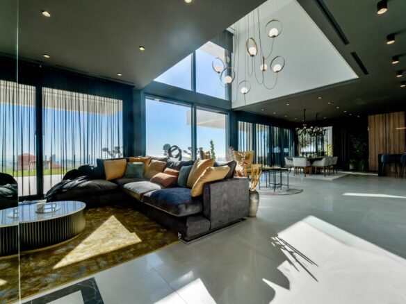 7-bedroom Villa In Finestrat, Spain (998 M²)