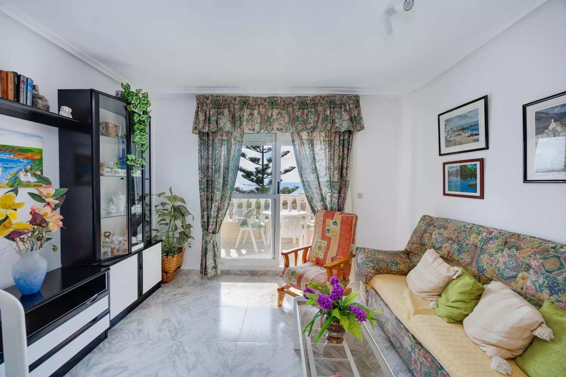 Apartment Of 70 M² In Torrevieja, Spain
