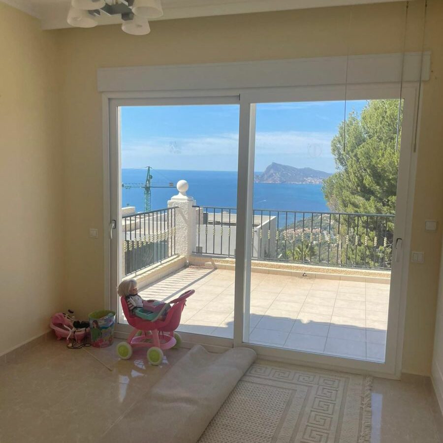 Villa Of 236 M² With Sea View In Altea, Spain