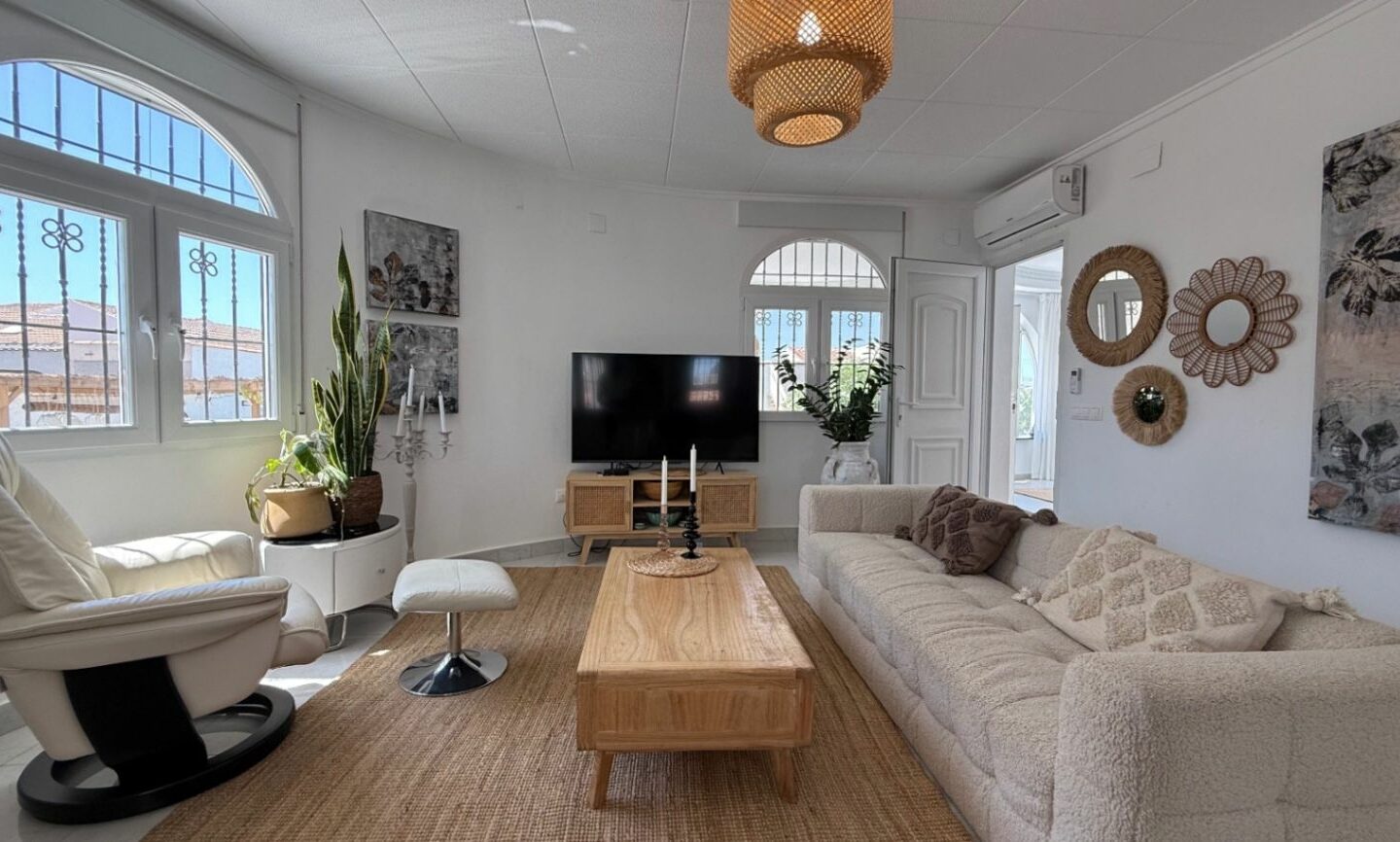 Villa Of 151 M² In Torrevieja, Spain