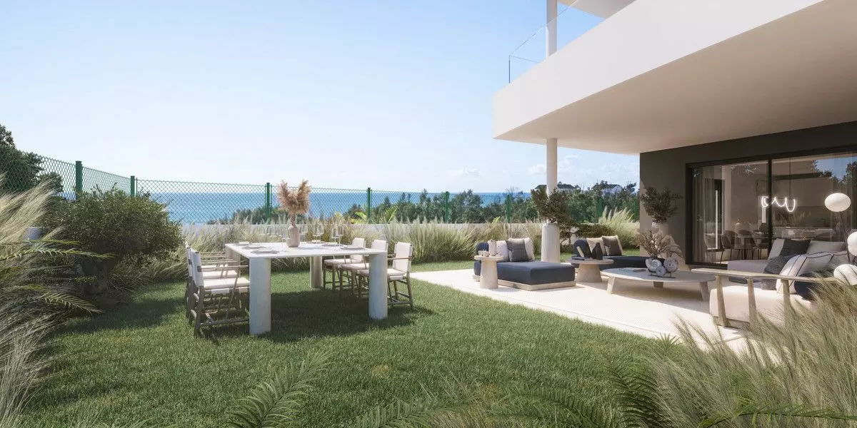 Apartment Of 92 M² In Estepona, Spain