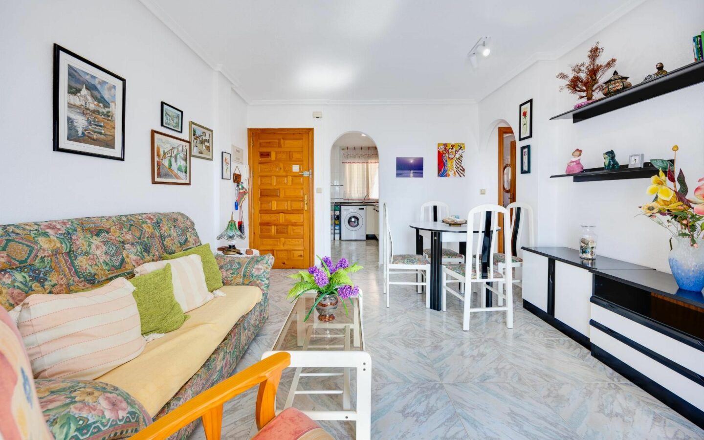 Apartment Of 70 M² In Torrevieja, Spain