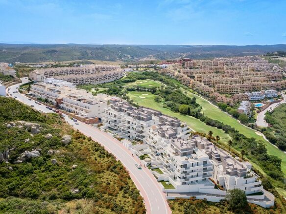 Apartment Of 118 M² With Sea Views In Manilva, Spain