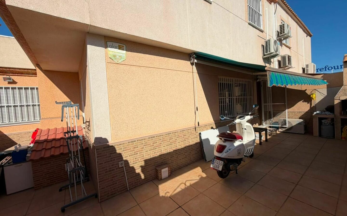 Chalet Of 150 M² In Torrevieja, Spain