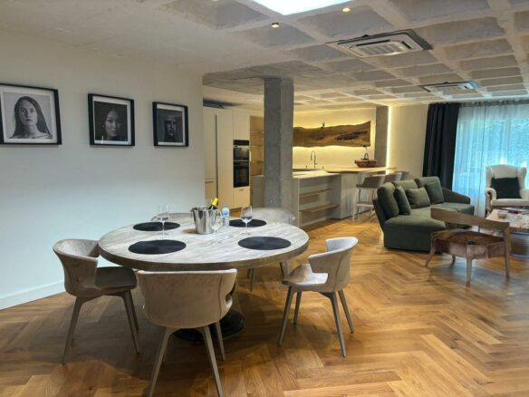 1-bedroom Flat In Marbella, Spain (135 M²)