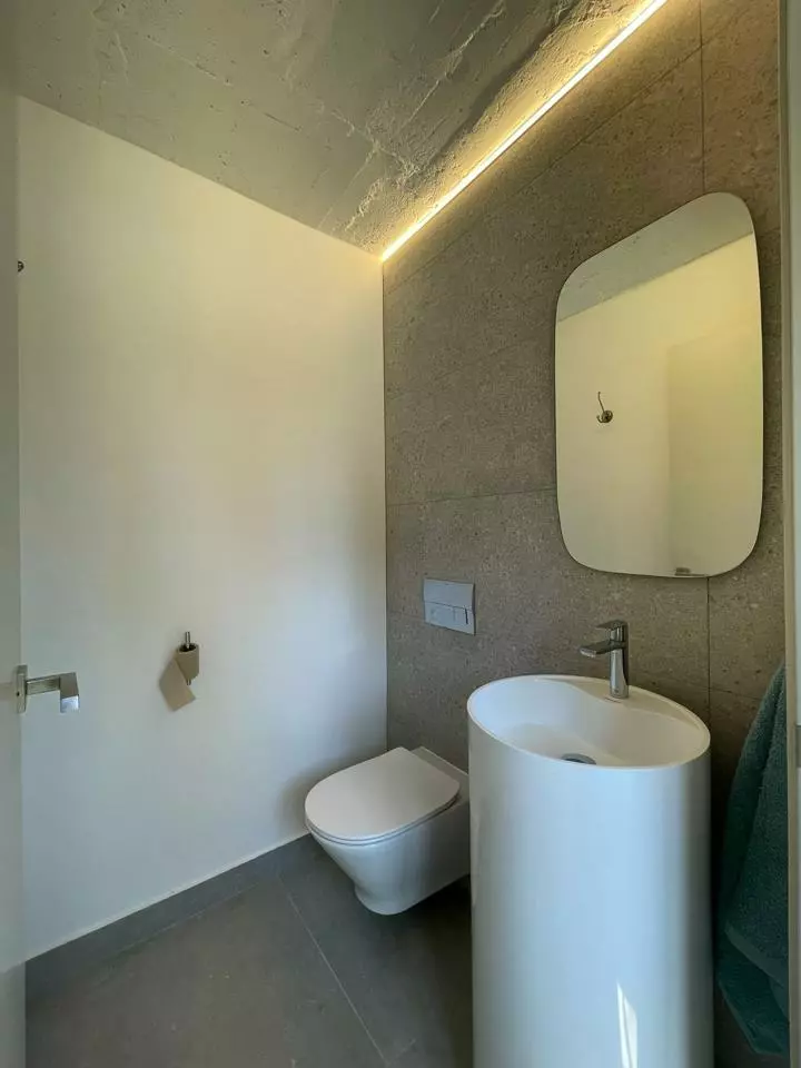 1-bedroom Flat In Marbella, Spain (140 M²)