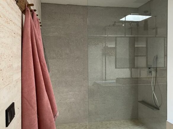 1-bedroom Flat In Marbella, Spain (140 M²)
