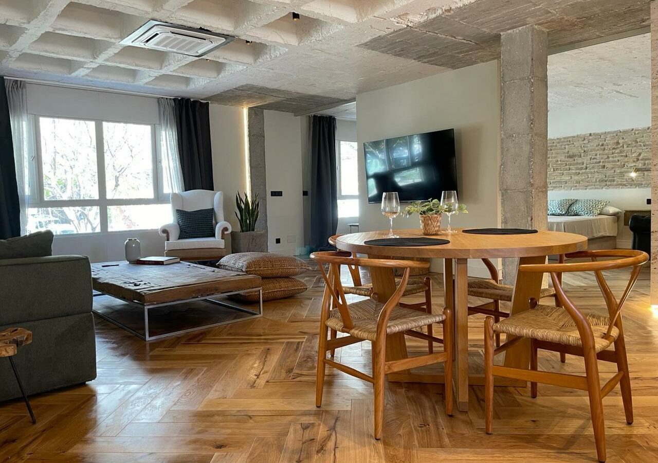 1-bedroom Flat In Marbella, Spain (140 M²)