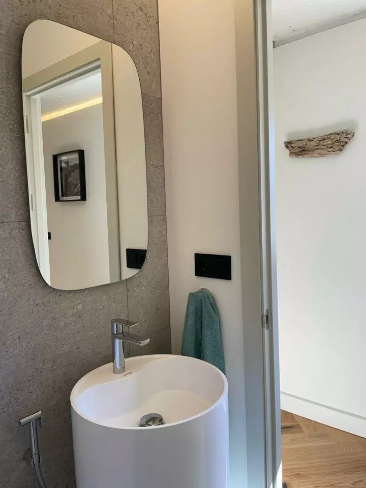 1-bedroom Flat In Marbella, Spain (140 M²)