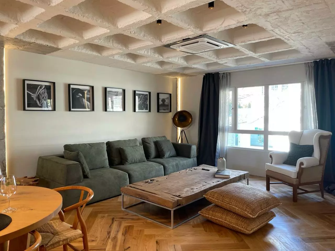 1-bedroom Flat In Marbella, Spain (140 M²)