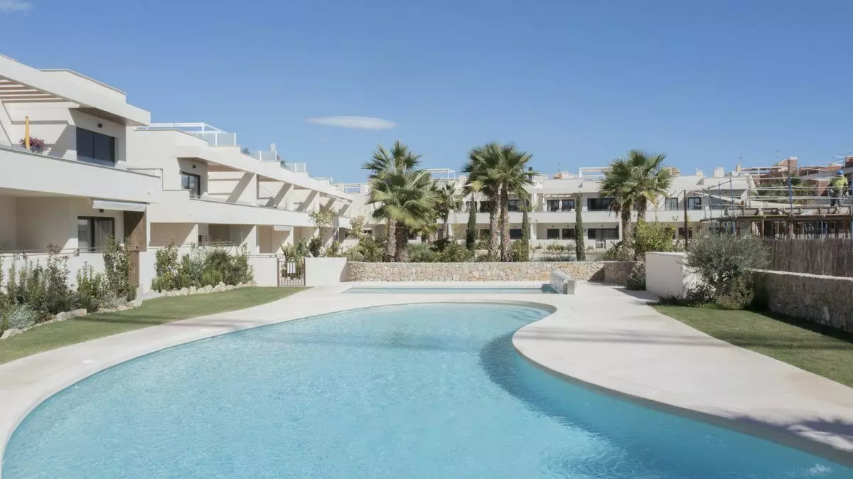 Apartment Of 103 M² In Torrevieja, Spain