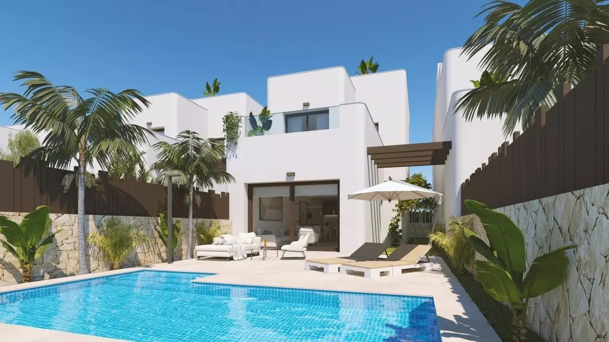 Villa Of 173 M² With Pool In Pilar De La Horadada, Spain