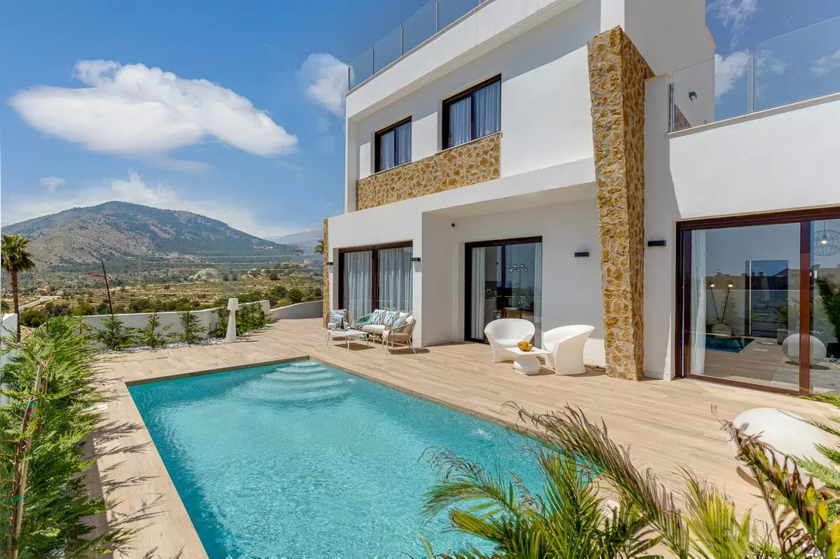 Villa Of 107 M² In Finestrat, Spain