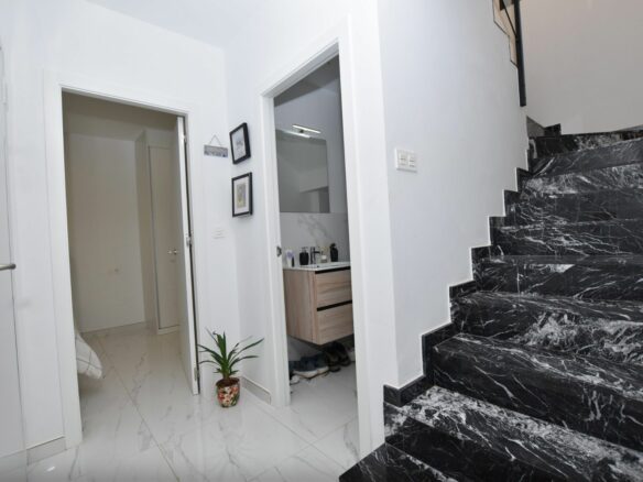 3-bedroom Villa In Los Montesinos, Spain (108 M²)