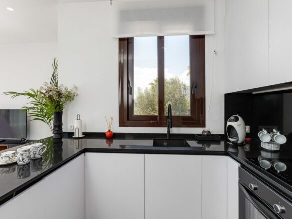 Villa Of 168 M² With Sea Views In Finestrat, Spain