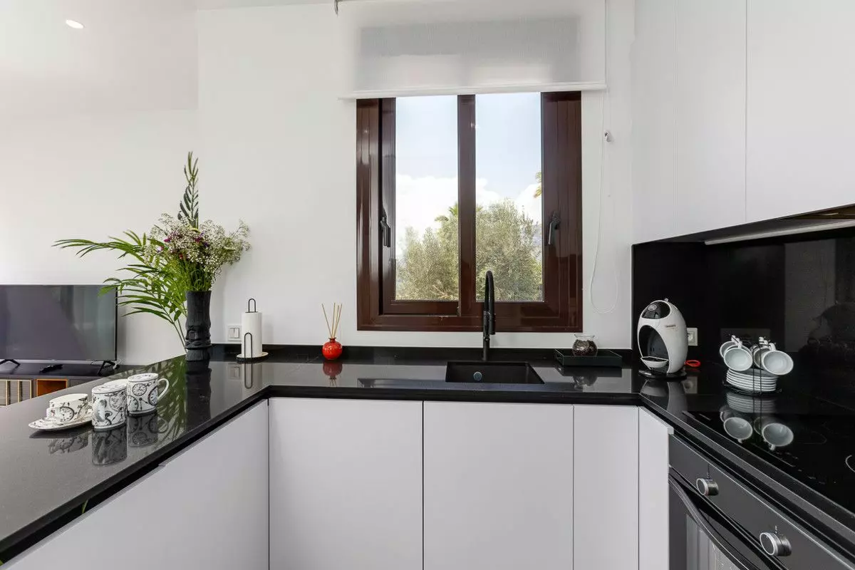 Villa Of 168 M² With Sea Views In Finestrat, Spain
