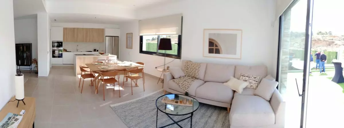 Villa Of 136 M² With Features In Calasparra, Spain