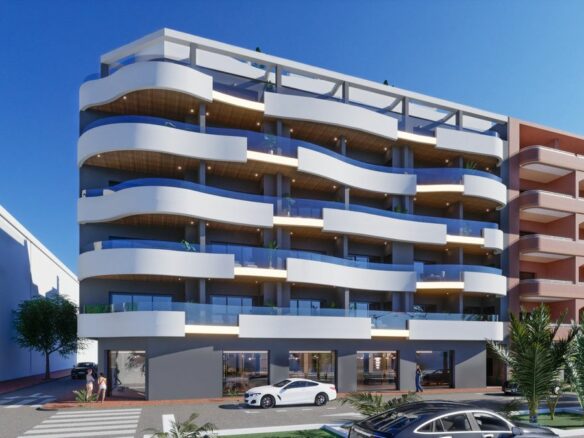 3-bedroom Apartment In Torrevieja, Spain (101 M²)