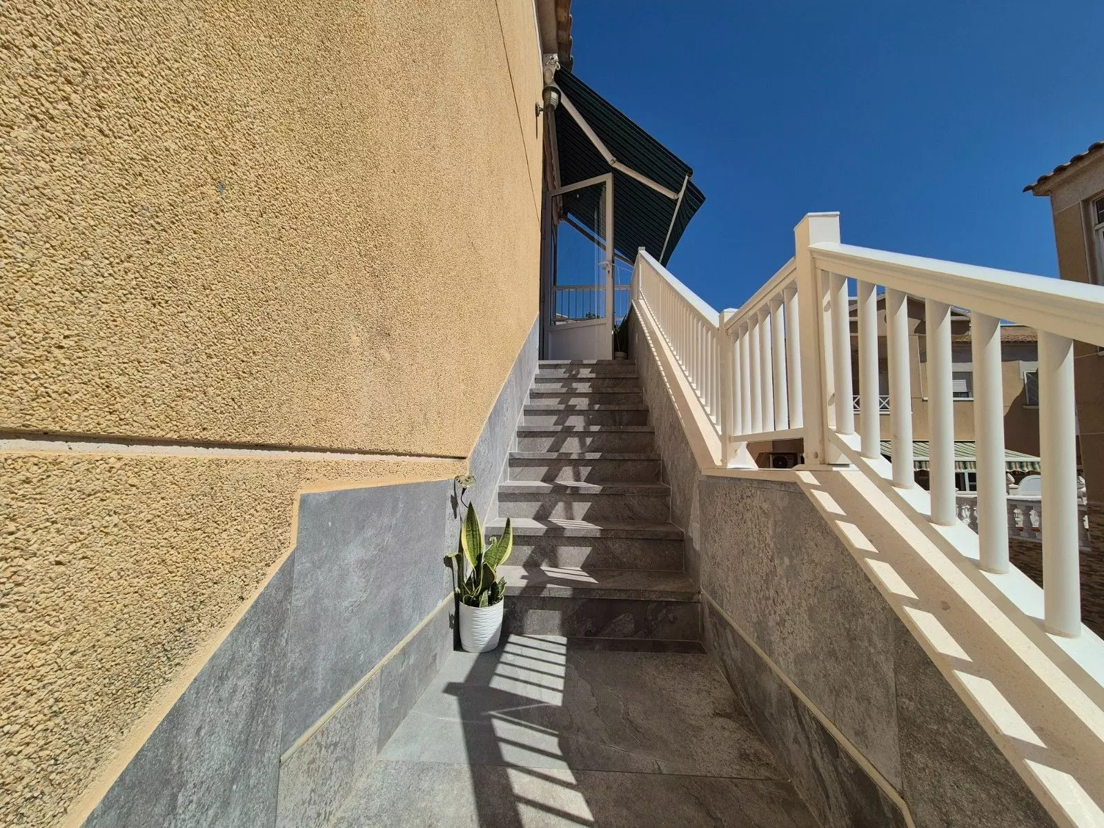 Apartment Of 56 M² In Torrevieja, Spain
