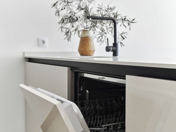 Apartment Of 103 M² In Torrevieja, Spain