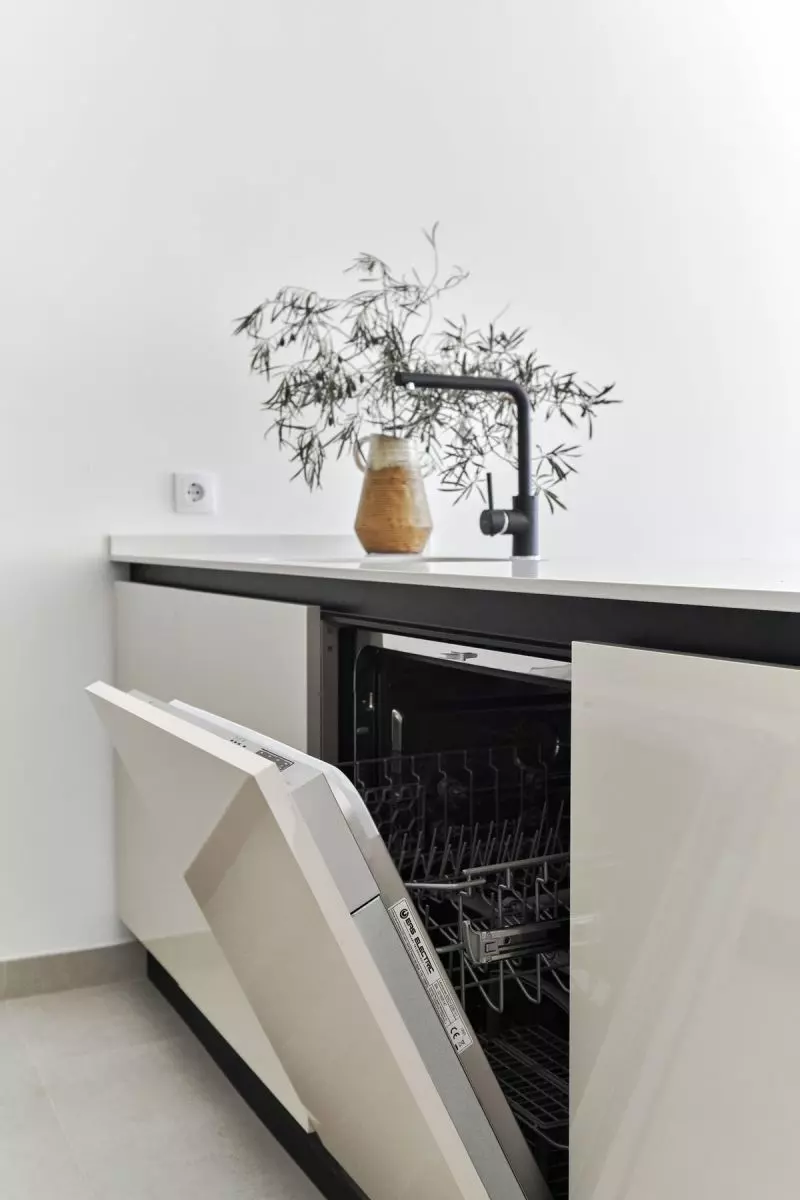 Apartment Of 103 M² In Torrevieja, Spain