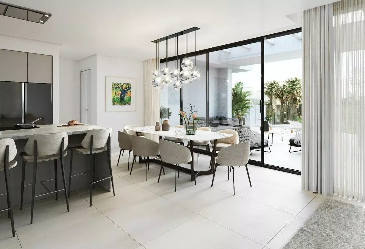 Apartment Of 136 M² With Sea Views In Estepona, Spain