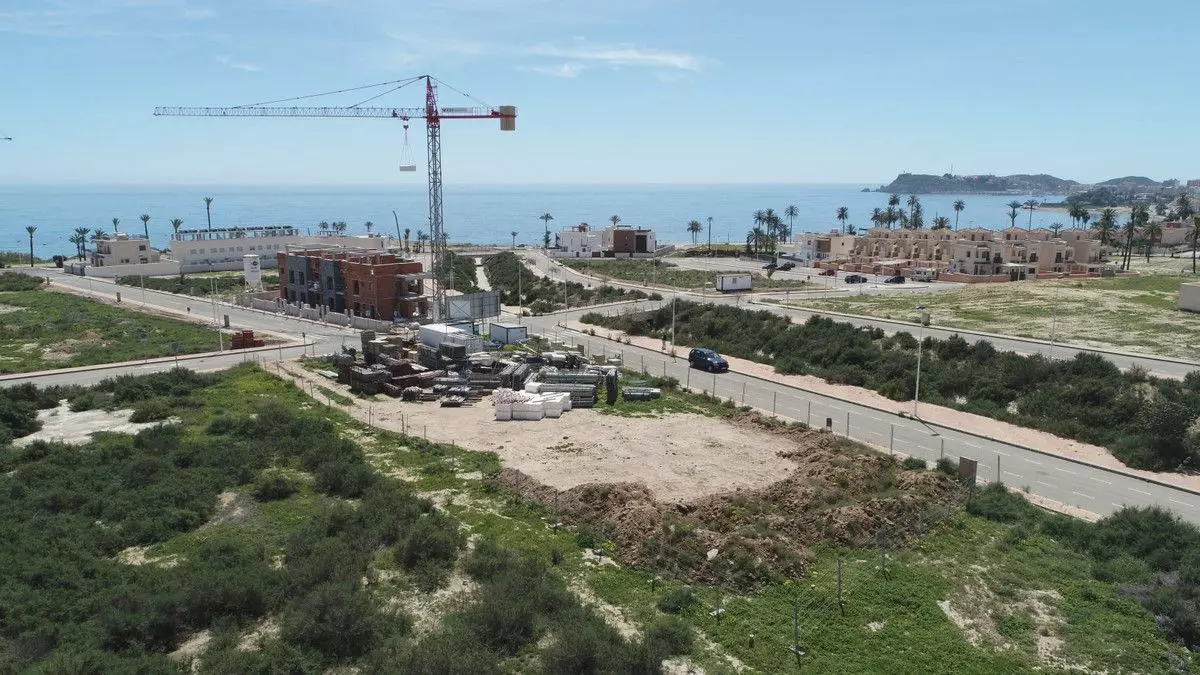 2-bedroom Apartment In Puerto De Mazarrón, Spain (73 M²)
