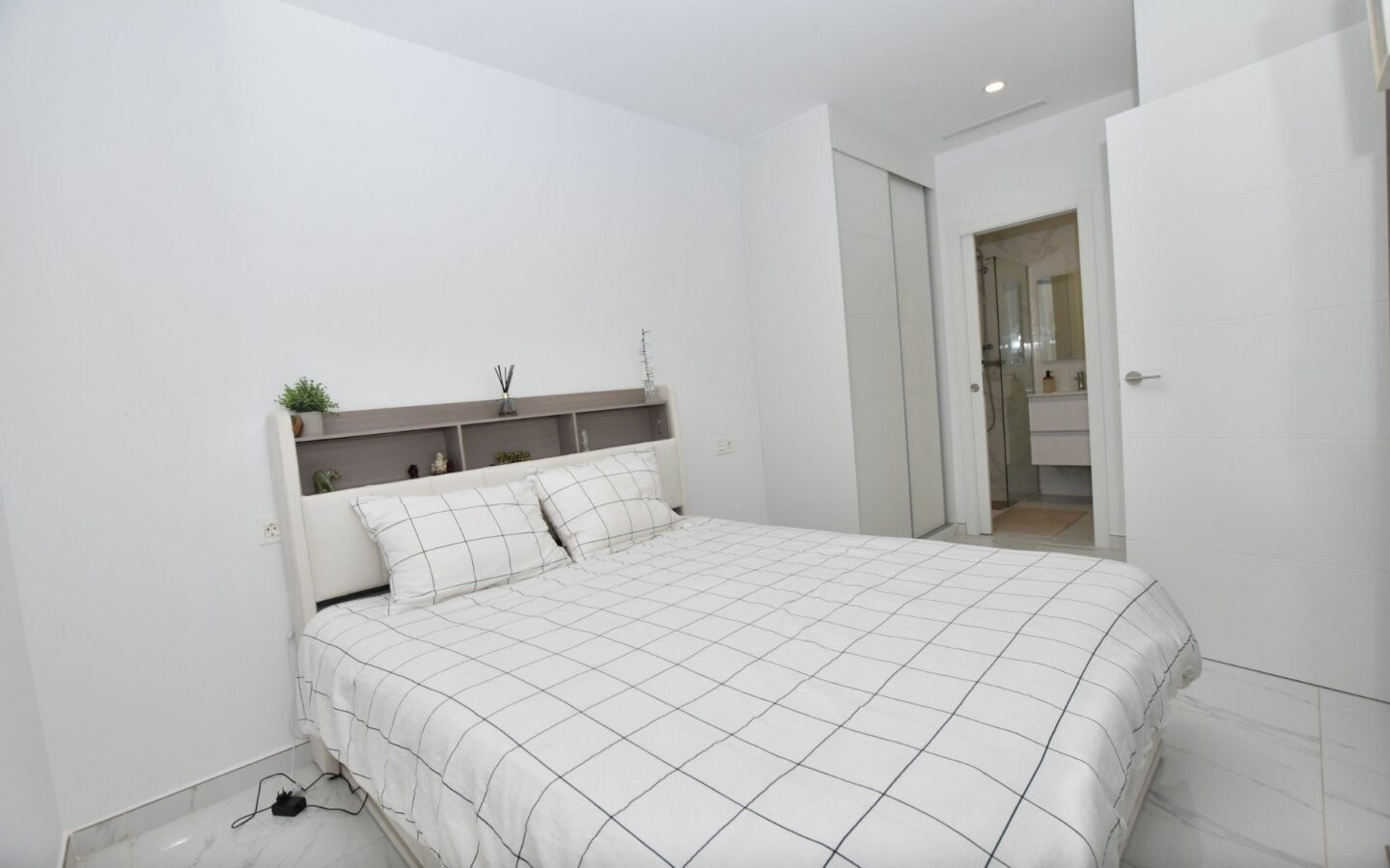 3-bedroom Villa In Los Montesinos, Spain (108 M²)