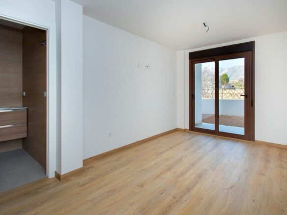 3-bedroom Apartment In Hondon De Las Nieves, Spain (101 M²)