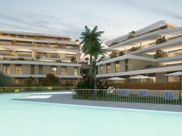 Apartment Of 94 M² In Estepona, Spain