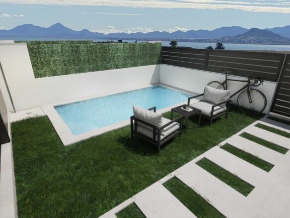 Villa Of 101 M² In Los Alcázares, Spain