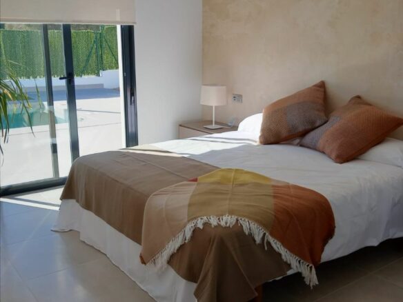 Villa Of 136 M² With Features In Calasparra, Spain