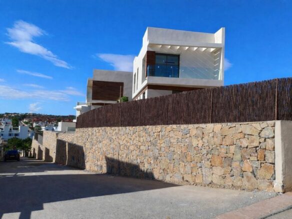 3-bedroom Villa In Orihuela Costa, Spain (185 M²)
