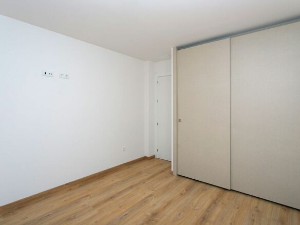3-bedroom Apartment In Hondon De Las Nieves, Spain (101 M²)