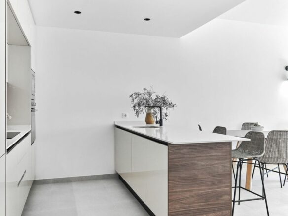 Apartment Of 103 M² In Torrevieja, Spain
