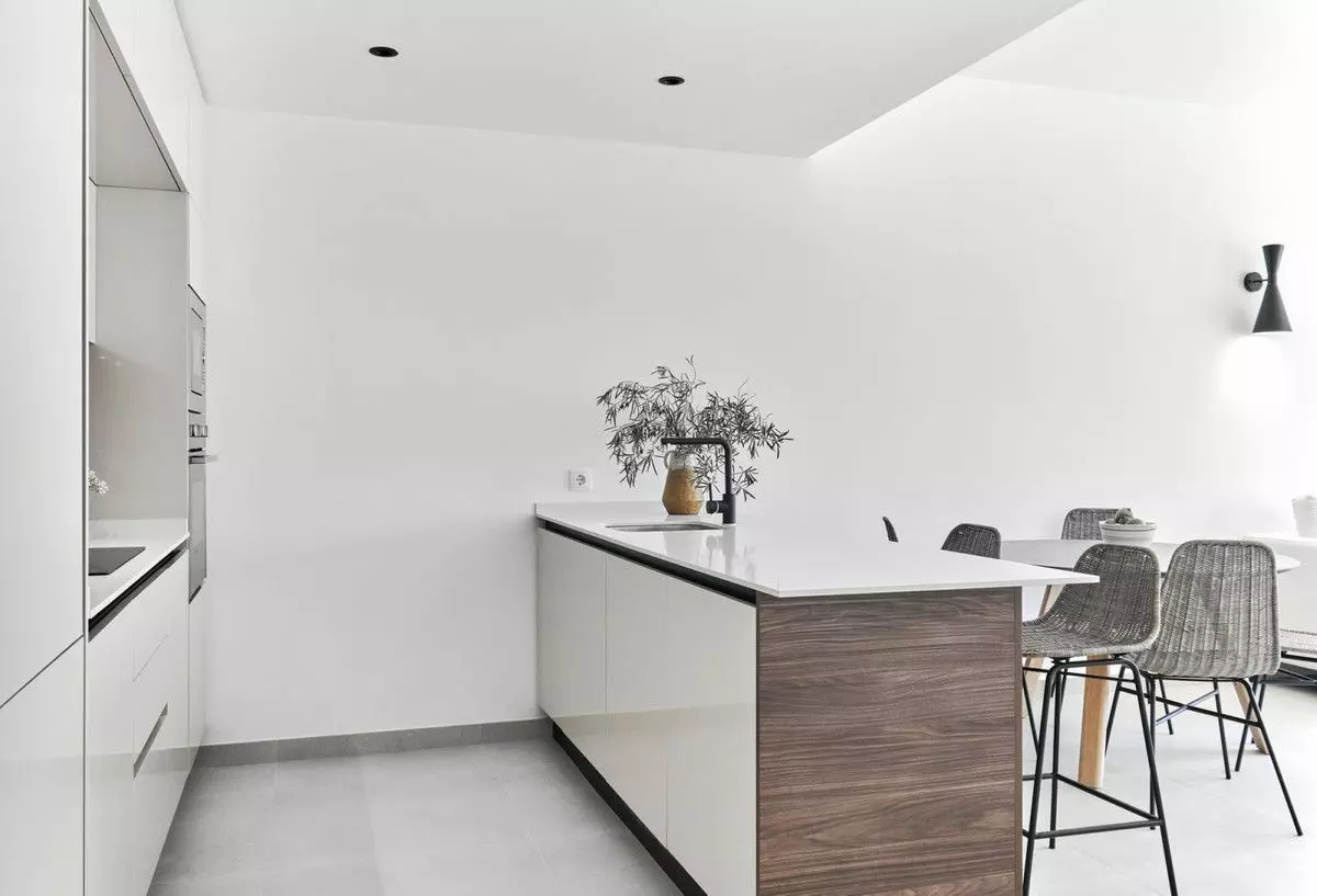 Apartment Of 103 M² In Torrevieja, Spain