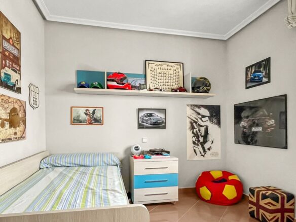 3-bedroom Villa In Orihuela Costa, Spain (140 M²)