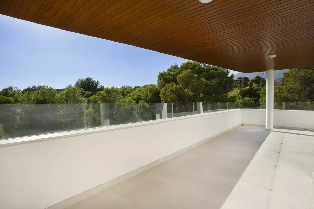 Apartment Of 84 M² With Sea View In Fuengirola, Spain