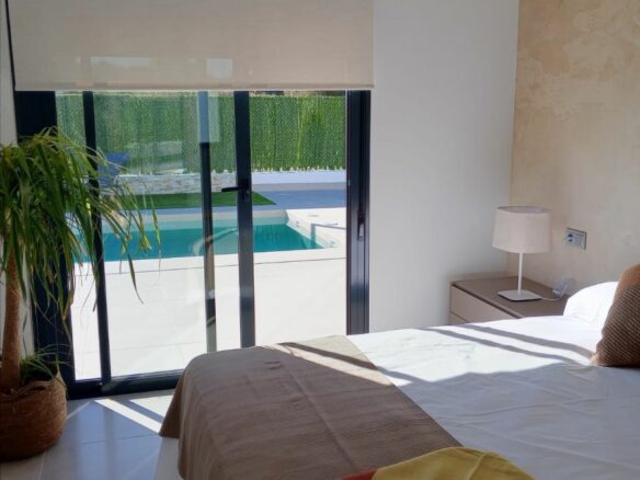 Villa Of 136 M² With Features In Calasparra, Spain