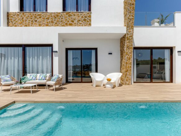 Villa Of 107 M² In Finestrat, Spain