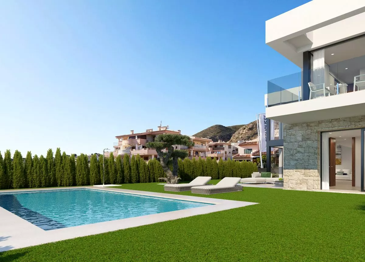 Villa Of 217 M² With Mediter Real Estate In Finestrat