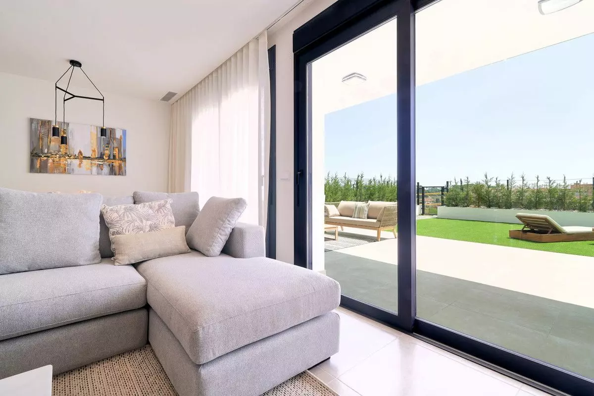 Apartment Of 121 M² In Estepona, Spain