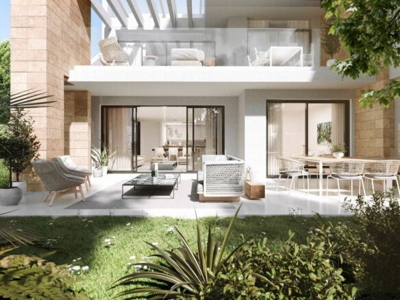 Apartment Of 136 M² With Sea Views In Estepona, Spain