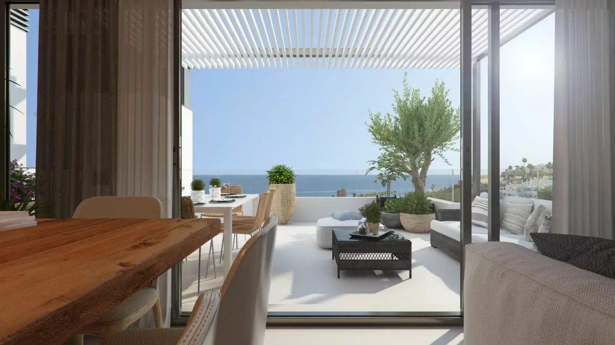4-bedroom Apartment In Casares, Spain (232 M²)