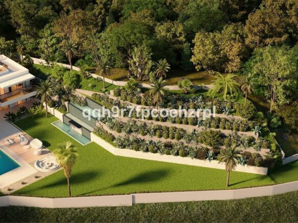 Villa Of 680 M² In Elviria, Spain