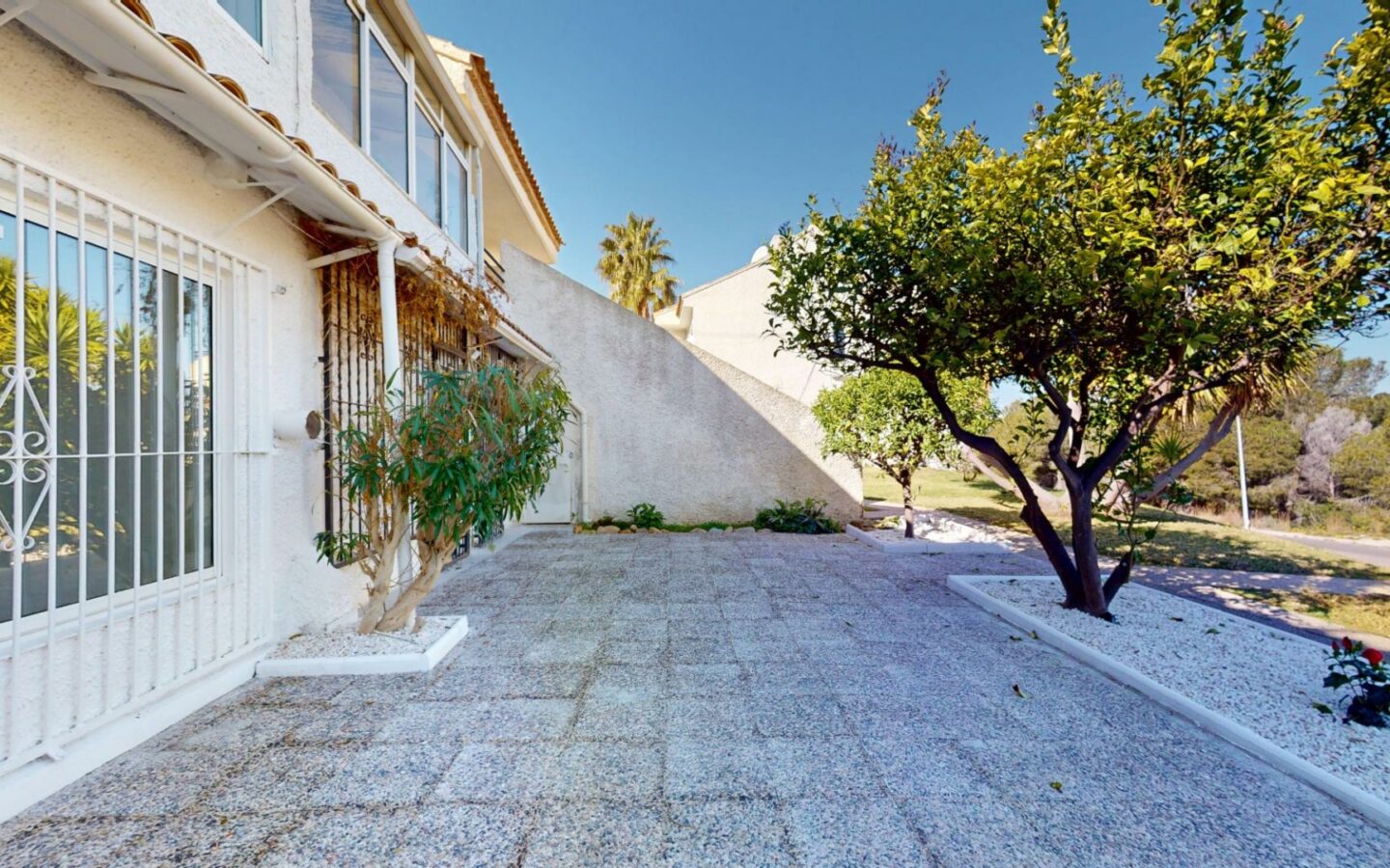 2-bedroom Bungalow In Orihuela Costa, Spain (88 M²)
