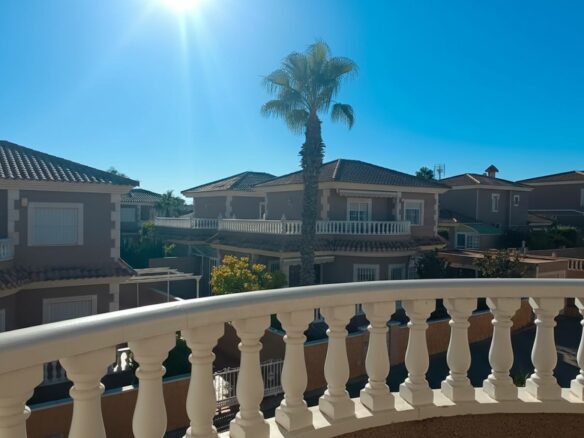 4-bedroom Villa In Torrevieja, Spain (105 M²)