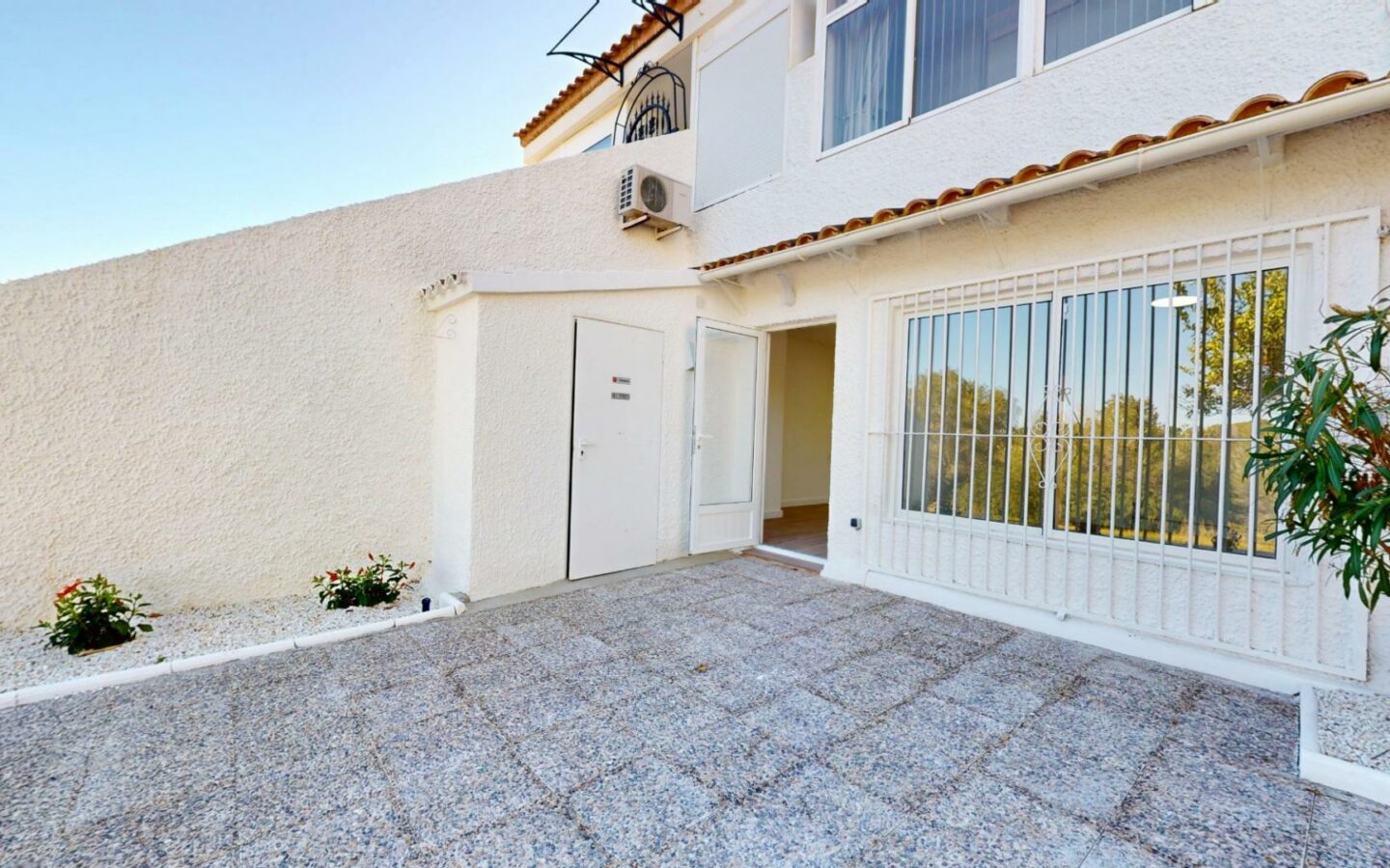 2-bedroom Bungalow In Orihuela Costa, Spain (88 M²)