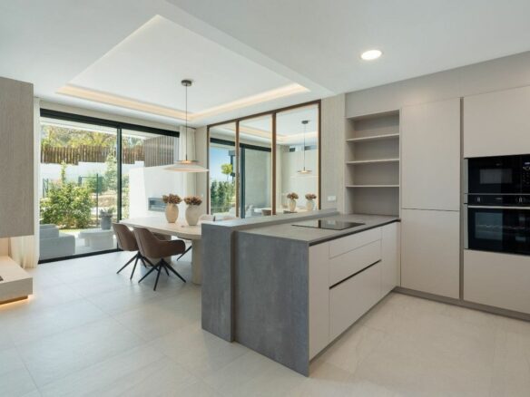 House Of 281 M² In Marbella, Spain