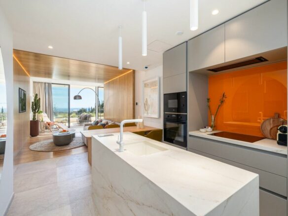 Apartment Of 116 M² With Sea Views In Fuengirola, Spain